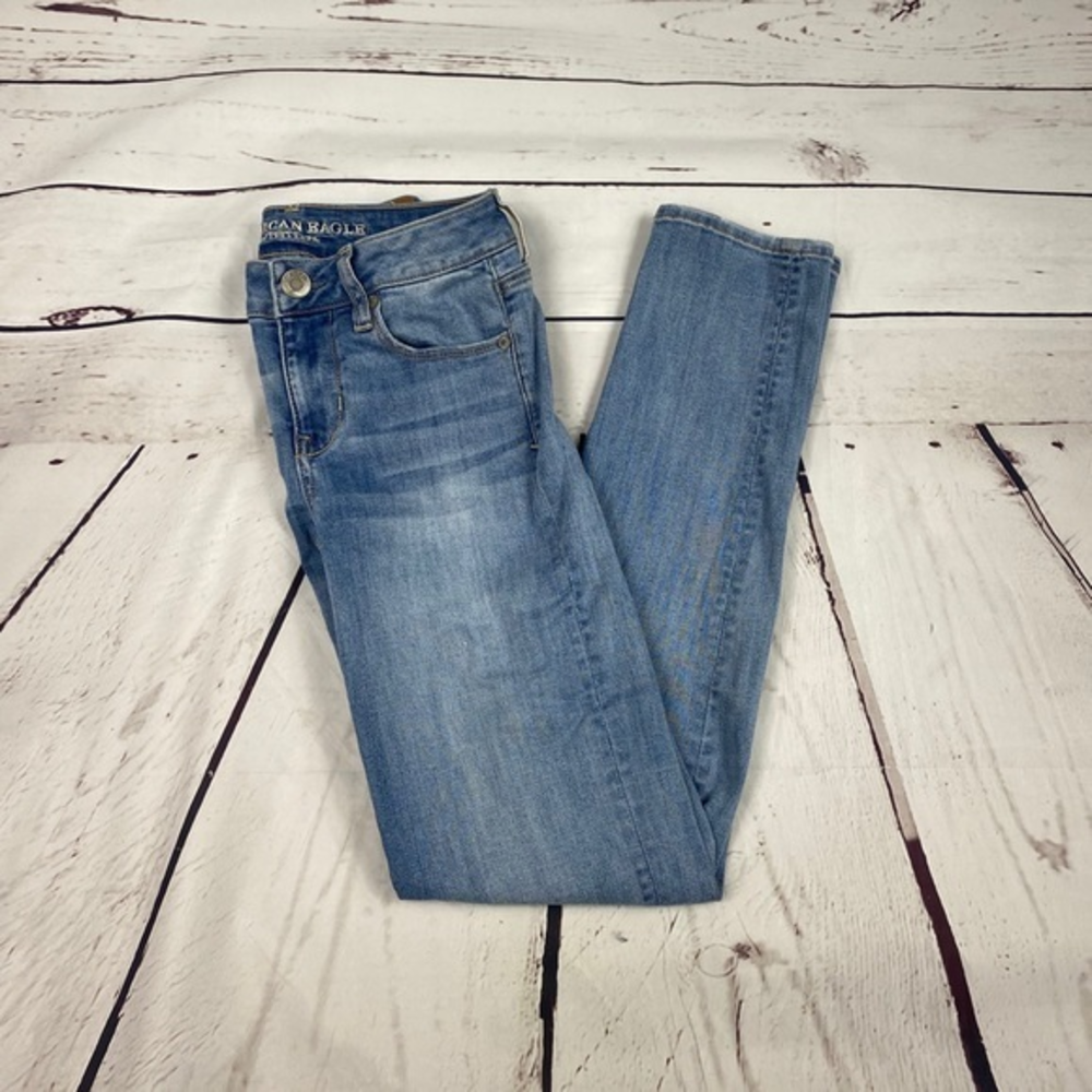 American Eagle Light Wash Jeggings